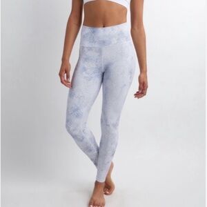 Savvi Fit Opal white snake leggings